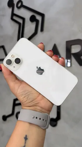 ?iPhone 13 Starlight - 128GB
