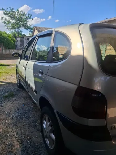 Renault Scenic Rxe/ Privilège 2.0 16V 5P Aut. 2003