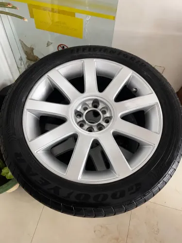 Rodas R17