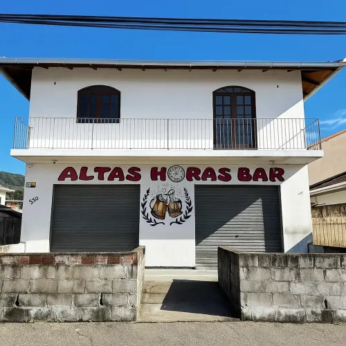 Aluga-se casa Sertão do Maruim - São José/SC
