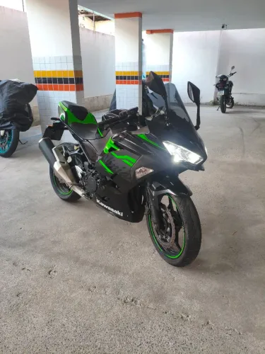Ninja 400 Ebony 2020 - Extremamente Nova