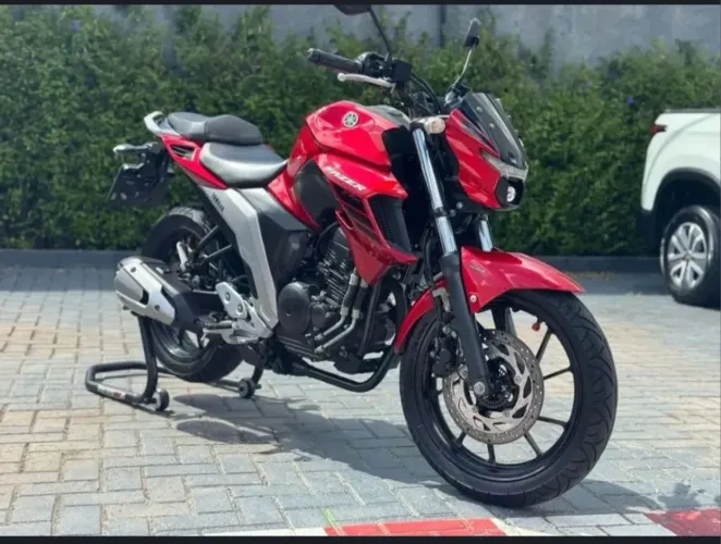 Toda completa fazer 25 único dono passando pra comprar un carro
