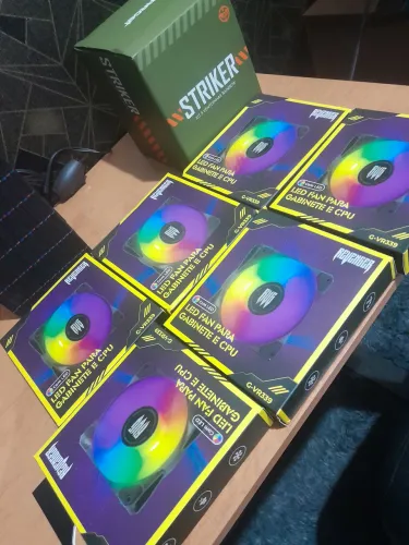 Vendo 11 Fans RGB/RAINBOW 