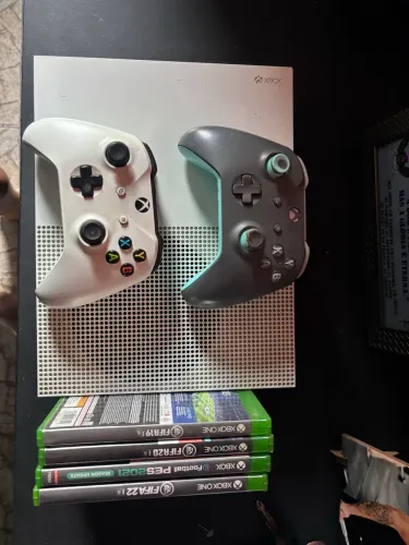 Xbox One S 1Tb 