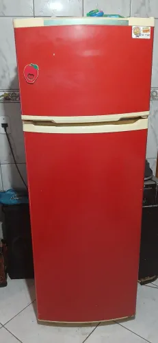 Geladeira parou de gelar  na parte de baixo