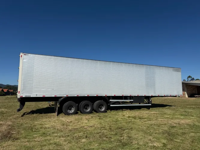 Carreta Baú 30 Pallets - Sem Pneus 