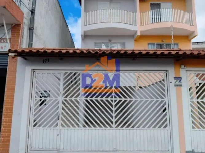 Excelente Sobrado