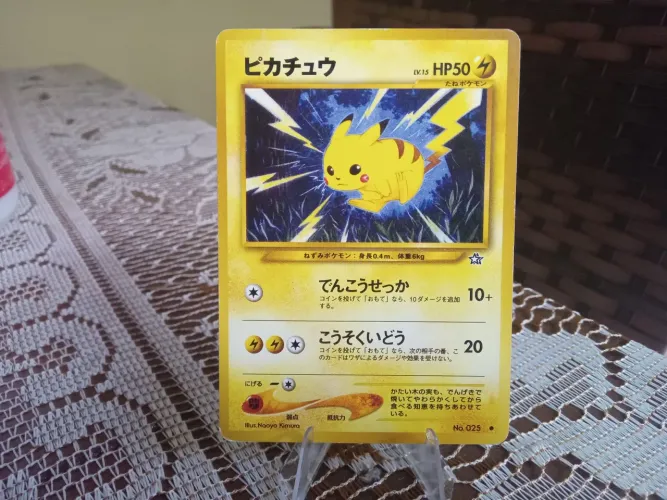 Carta Pokémon do pikachu japonesa vintage de 1996