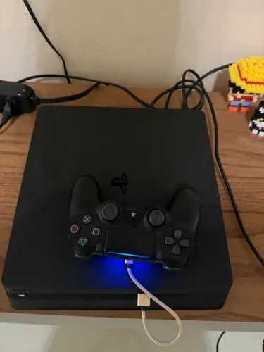 PS4 slim 1T com Nota fiscal