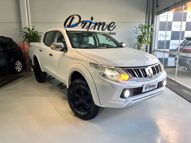 Mitsubishi L200 Triton Sport HPE 2.4 CD Diesel Aut. 2017