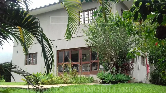Casa Comercial na Região da Granja Viana - Cotia