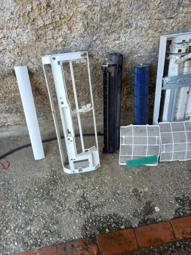 PRECISO DE TÉCNICO DE REFRIGERAÇÃO, ELETRICISTA