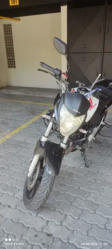 Cb 300 ano 2012 documento ok  já com a geração de cabeçote 2018 nova