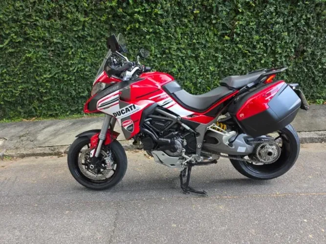 MULTISTRADA 1260s 20/20 ADESIVADA E COM CARPLAY, 2º DONO, MUITO NOVA.