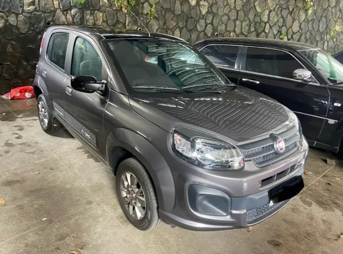 Fiat Uno Attractive 1.0 EVO Fire Flex 8V 5P 2021