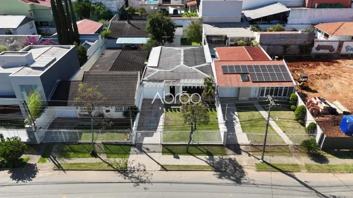 Casa Comercial à Venda no Campina do Siqueira  153 m² com Excelente Localização | Ref. 616