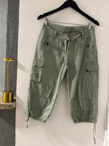 Calça Pantacourt