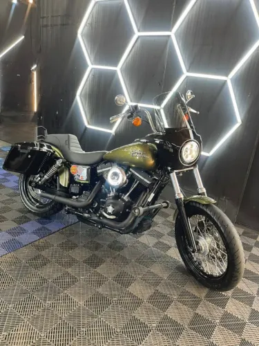 Harley Dyna Street Bob 2016