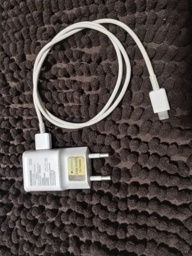 Vende se carregador Samsung tipoc original
