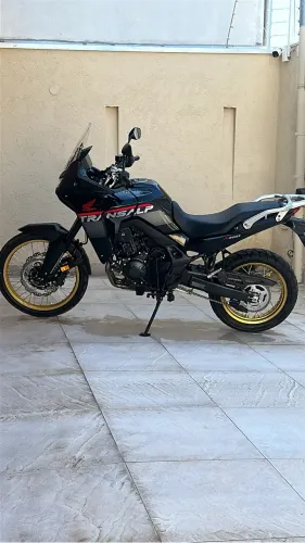 Xl 750 Transalp 25/26. Leiam a descrição com atenção.