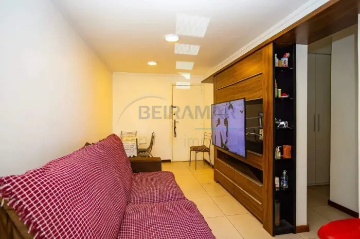 Apartamento à Venda com 2 Quartos com 1 Vaga no Edifício Patrícia Taguatinga Centro DF