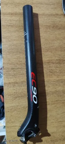 Canote selim em carbono 