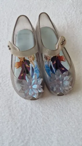 Vendo melissa Frozen