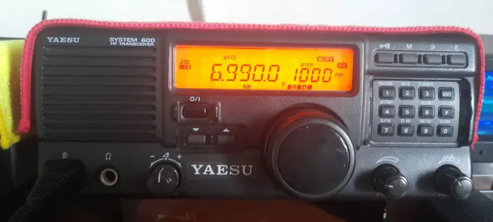 Radio yaesu sistem 600