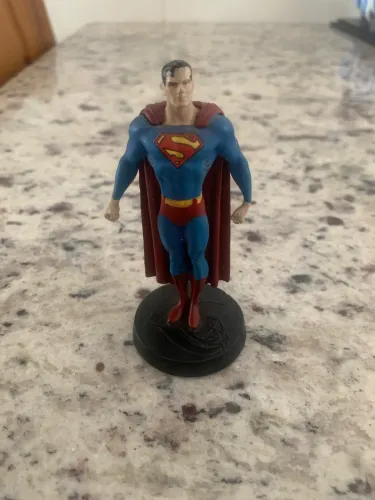 Superman da Eaglemoss (Edição 02), parte de heróis da DC Comics Super Hero Collection.
