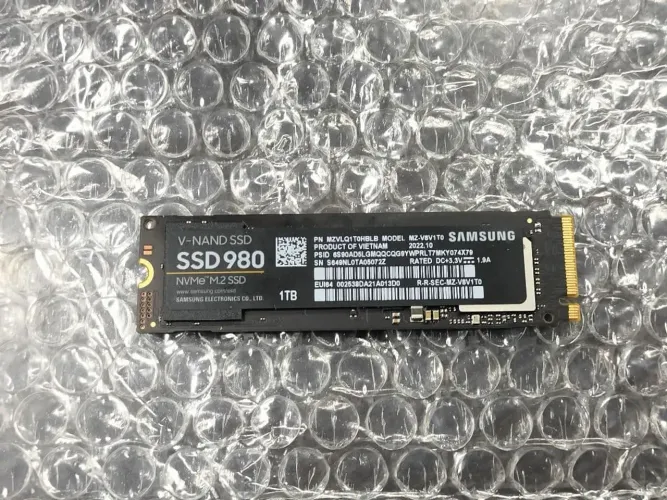 SSD m2 sara 980 giga Samsung top perfeito saúde 100%