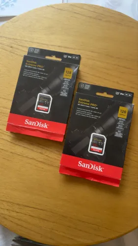 Cartão V90 Sandisk 128GB