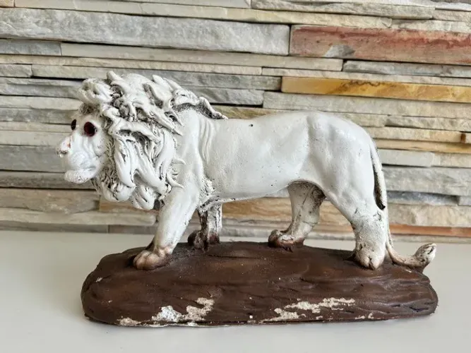 Leão Decorativo em Resina