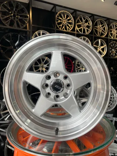 Rodas Raw evo aro 15x8,0 4x100 4x108