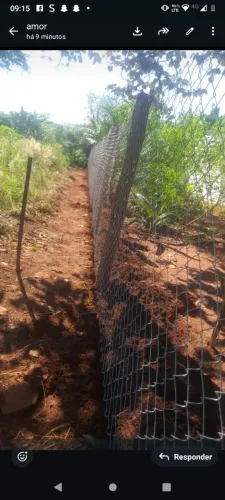 Trabalho com barracão casas curral  cercas e alambrado 