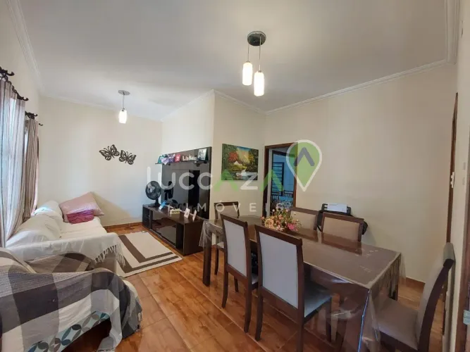 Imperdível! Casa à venda em Jacareí-SP, bairro Cidade Jardim: 3 quartos, 1 suíte, 2 salas,