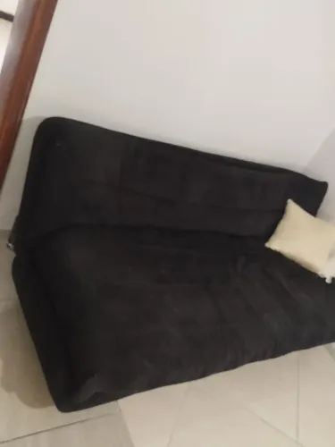 Safa cama preta