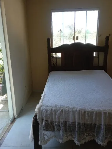CASA E SALÃO COMERCIAL, VENDE -SE OU ALUGA-SE