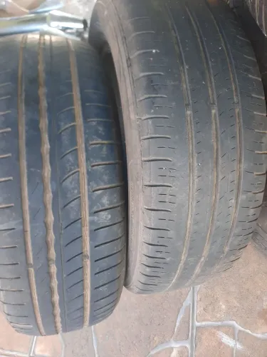 Vendo pneu 185/60 r15