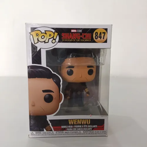 Vendo Funko Pop! Wenwu #847 Shang-Chi e a Lenda dos Dez Anéis Semi novo