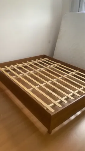 Base Queen box
