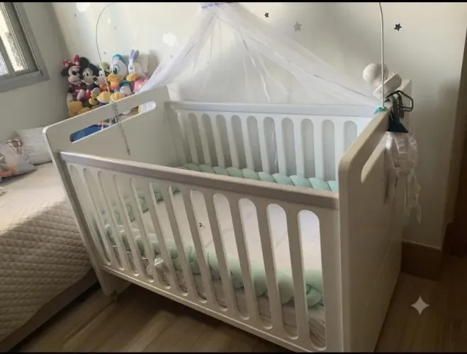 Berço que vira cama