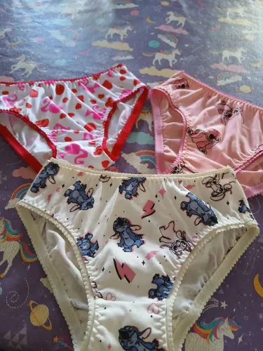 Calcinhas infantil 3,00 cada ou 3 por 10,00 zap *