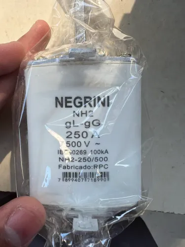 Fusível Negrini modelo NH2 250A 500V