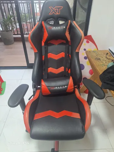 Cadeira gamer xt racer vermelha e preta