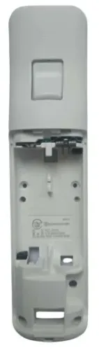 Carcaça traseira original de controle de Nintendo® Wii (branco) usada (p/ reposição)