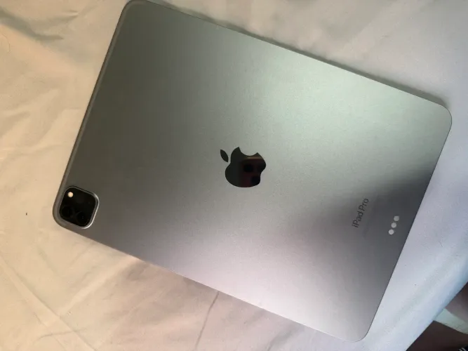 iPad Pro, 4 geração M2, 256 gb
