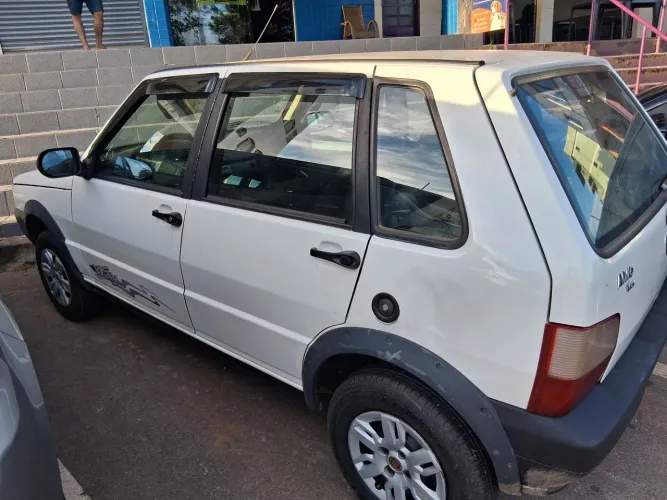 Fiat Uno Mille WAY Economy 1.0 F.flex 4P 2013