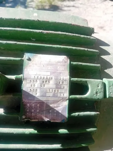 Eletrobomba d'água Worthington WEG 20CV 220V trifásico Usada