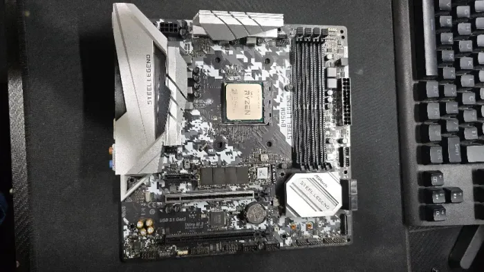 Placa mãe B450M Asrock com Ryzen 7 5700g