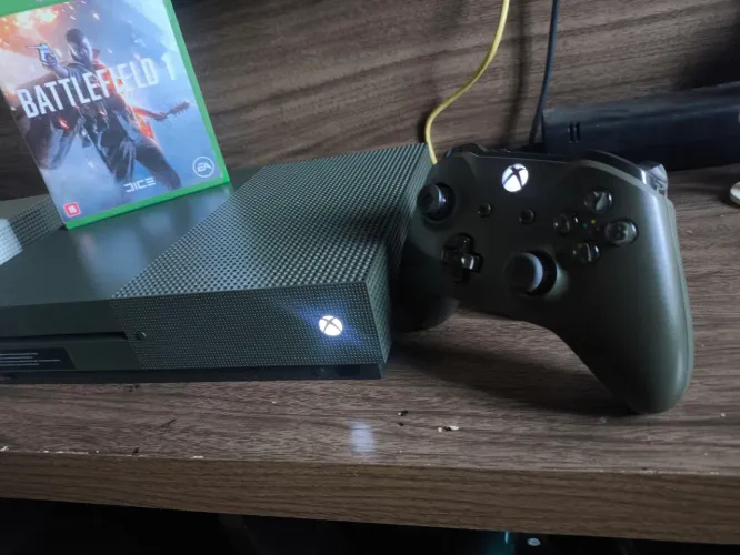 Xbox One S 1 tera Versão Limitada BATTLEFIELD VERDE 1°Dono